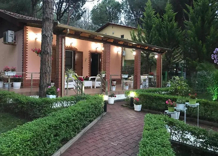 别墅 Seafront With A Stunning Garden 格勒姆