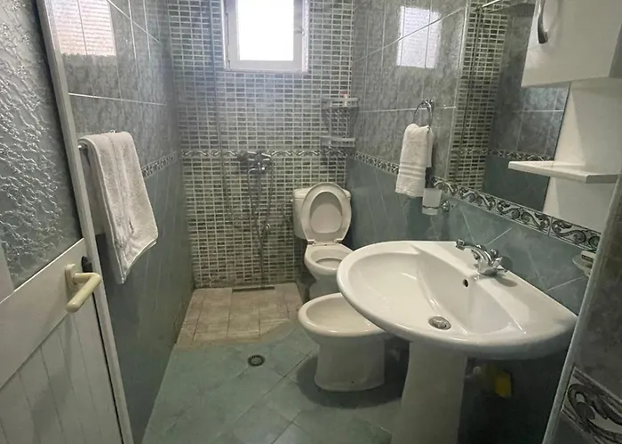 别墅 Seafront With A Stunning Garden 格勒姆